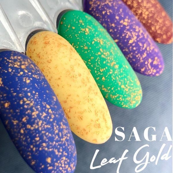 Топ для ногтей с золотыми хлопьями потали Saga Leaf Gold, 8мл N03245 фото