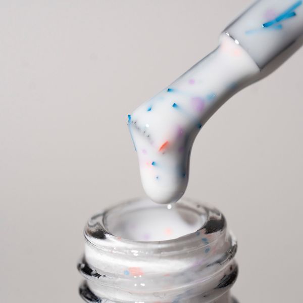 База для ногтей Kira Nails Lollypop Base №001 (молочный с разноцветными хлопьями), 6 мл N8830001 фото